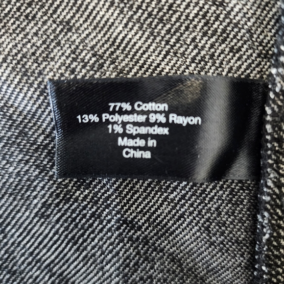 Dress - Picture 3 of 9